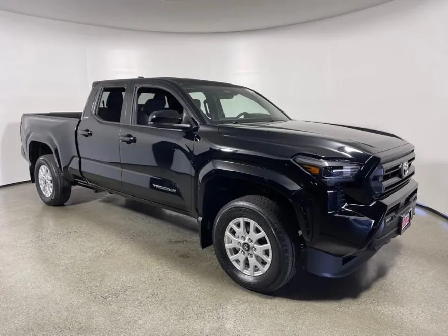 2025 Toyota Tacoma SR5 4x4 Double Cab Long Bed photo 1