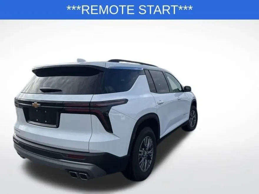 2025 Chevrolet Traverse photo 1