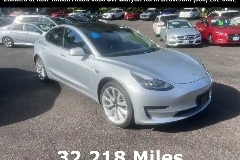 2018 Tesla Model 3 Long Range photo 1