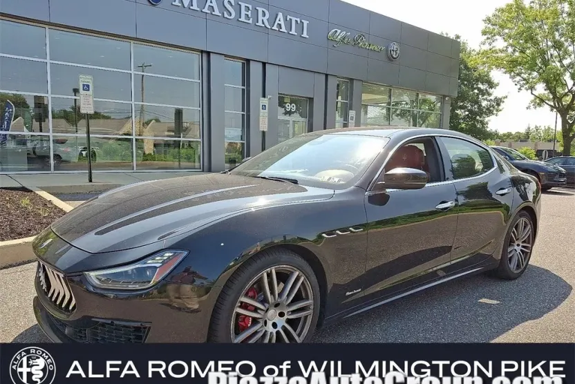 2018 Maserati Ghibli Q4 GranLusso photo 1