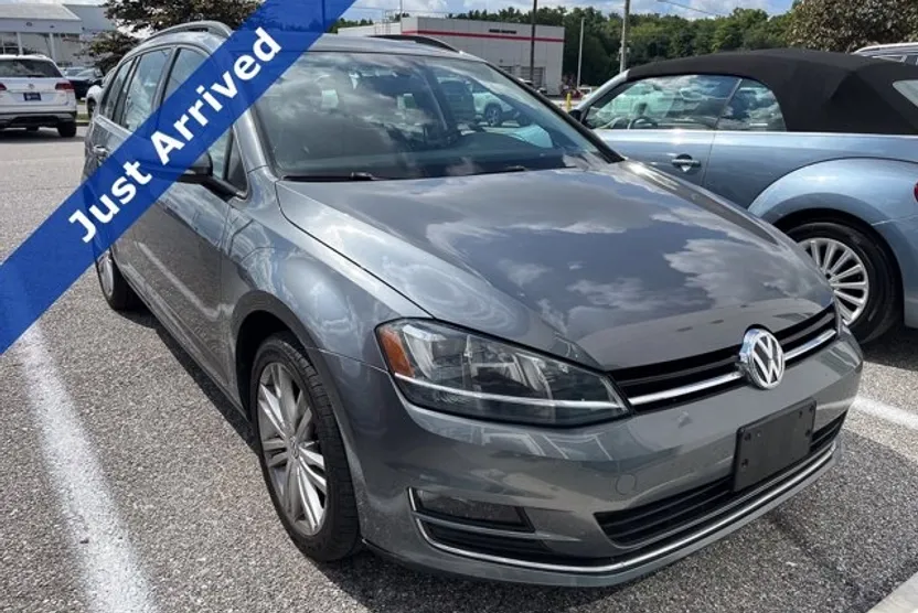 2015 Volkswagen Golf SportWagen TDI SE photo 1