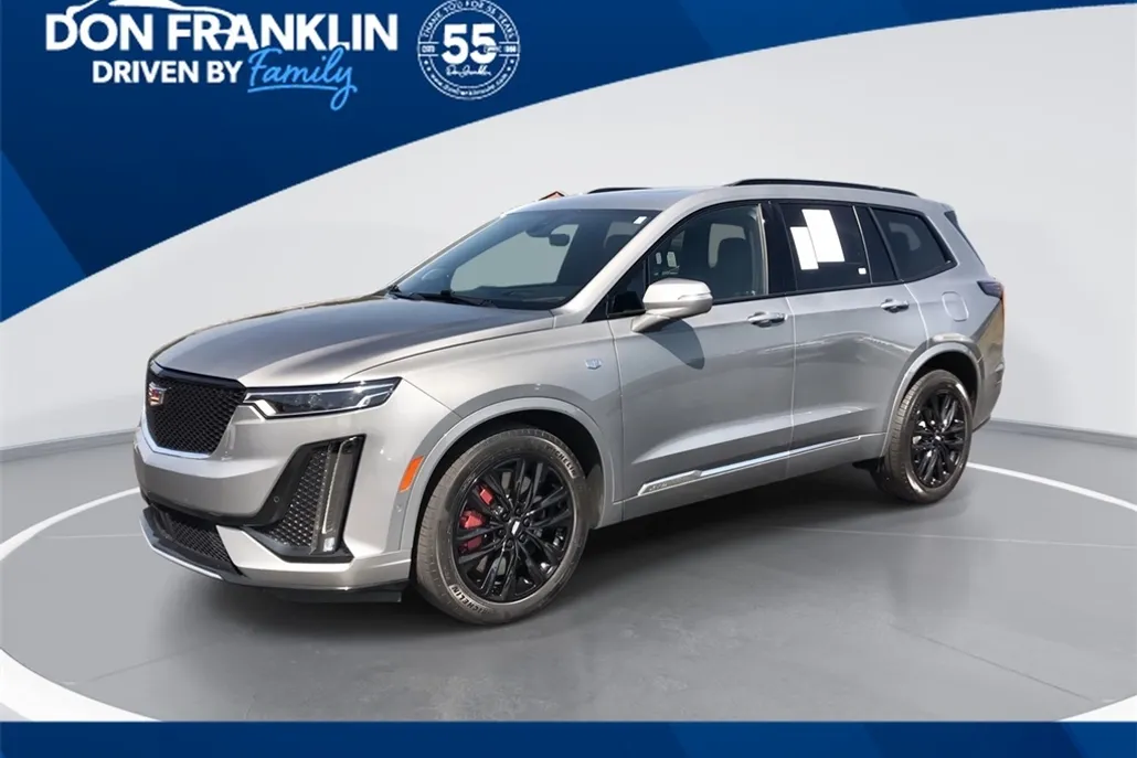 2023 Cadillac XT6 Sport photo 1
