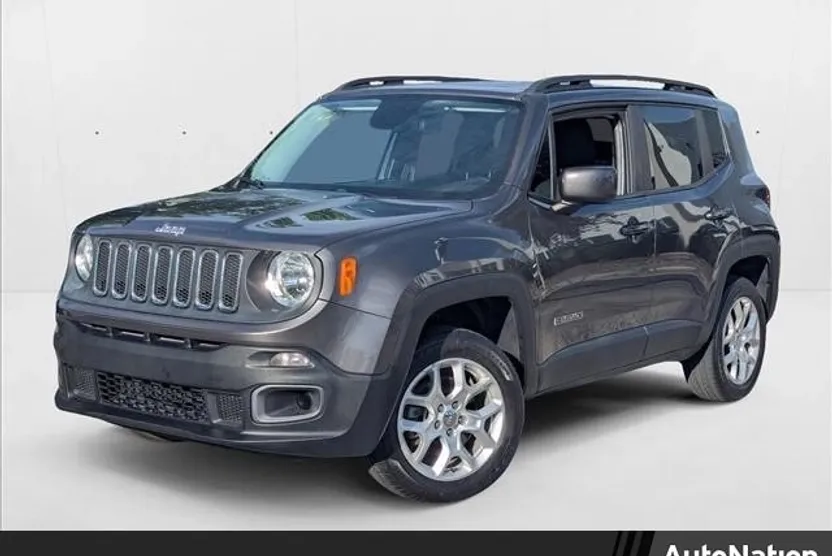 2016 Jeep Renegade Latitude photo 1