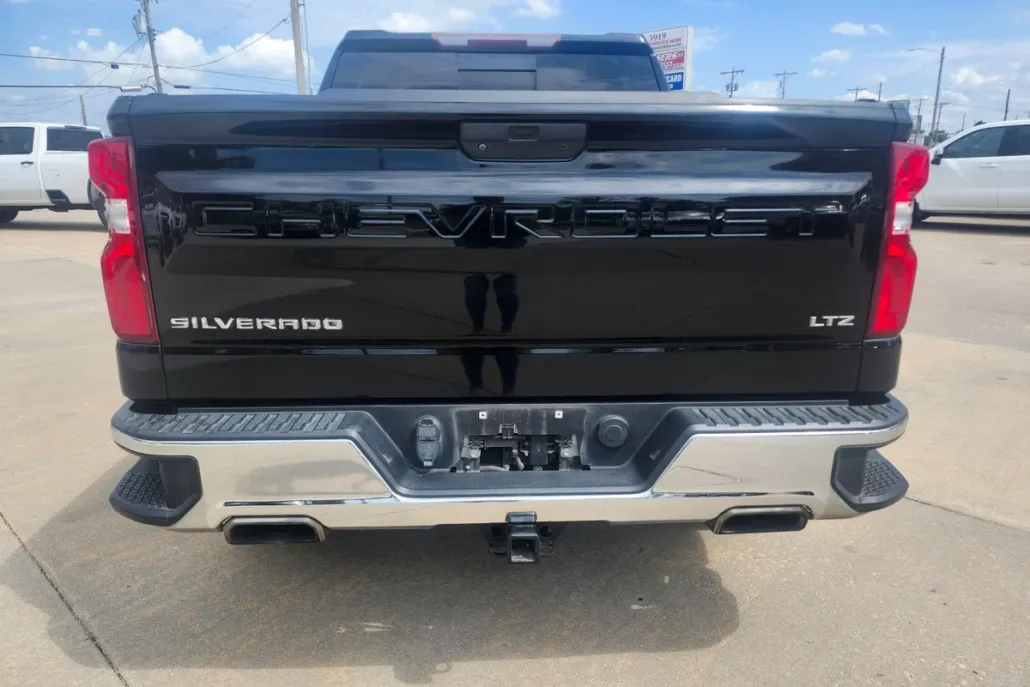 2019 Chevrolet Silverado 1500 LTZ photo 1