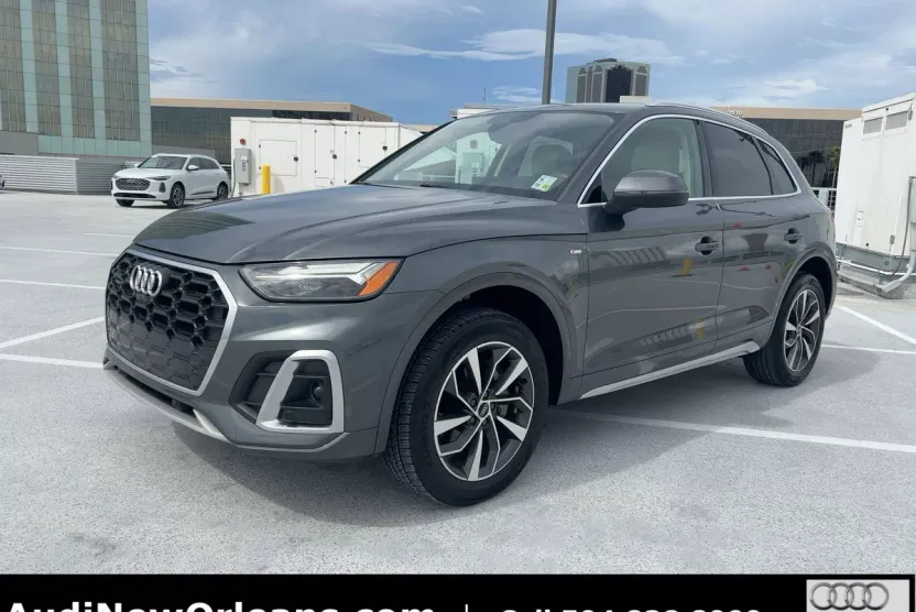 2022 Audi Q5 45 S line Premium photo 1