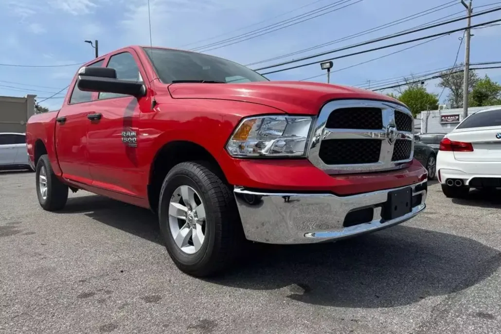 2023 Ram 1500 Classic SLT photo 1