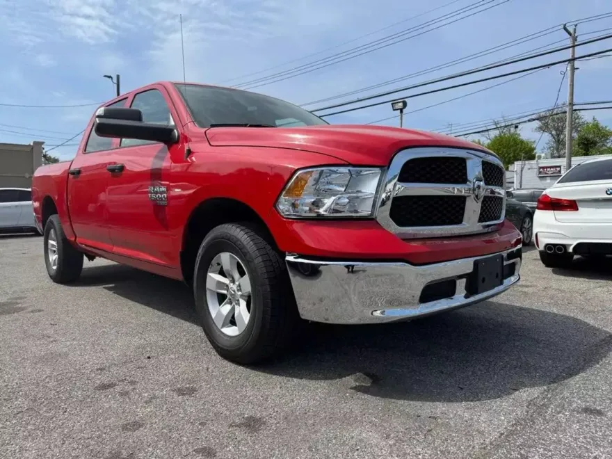 2023 Ram 1500 Classic SLT photo 1