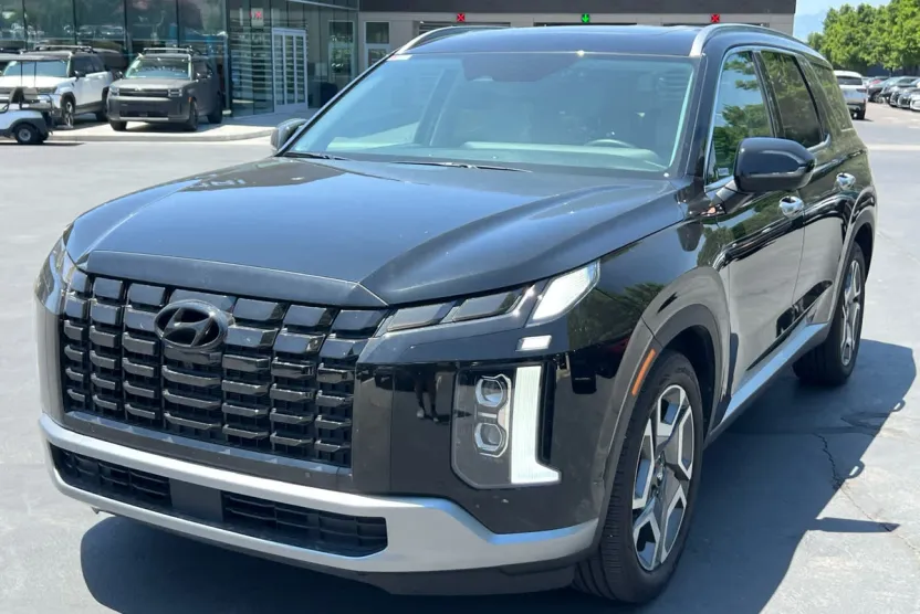 2024 Hyundai Palisade SEL photo 1
