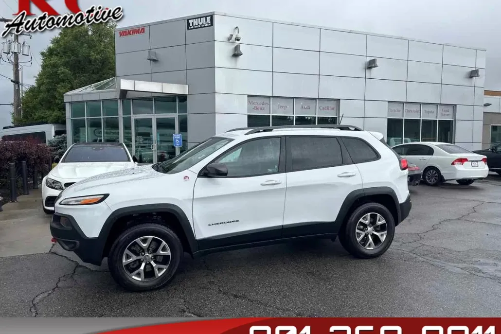 2018 Jeep Cherokee Trailhawk photo 1