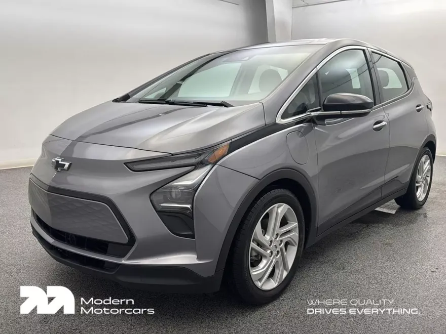 2023 Chevrolet Bolt EV 1LT photo 1