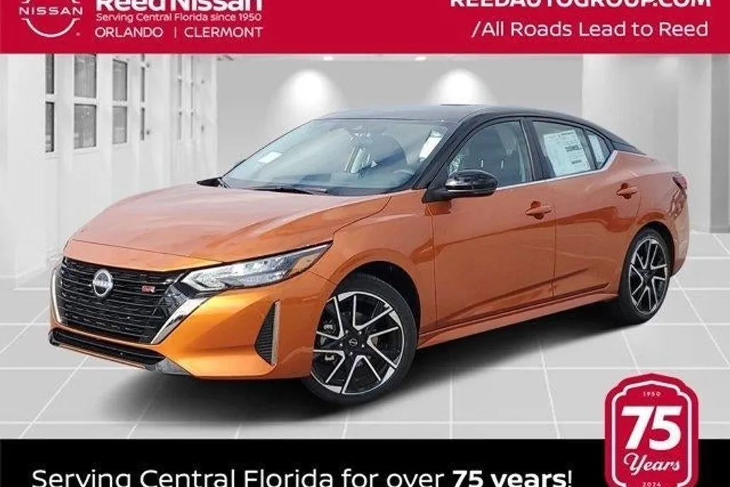 2025 Nissan Sentra SR photo 1