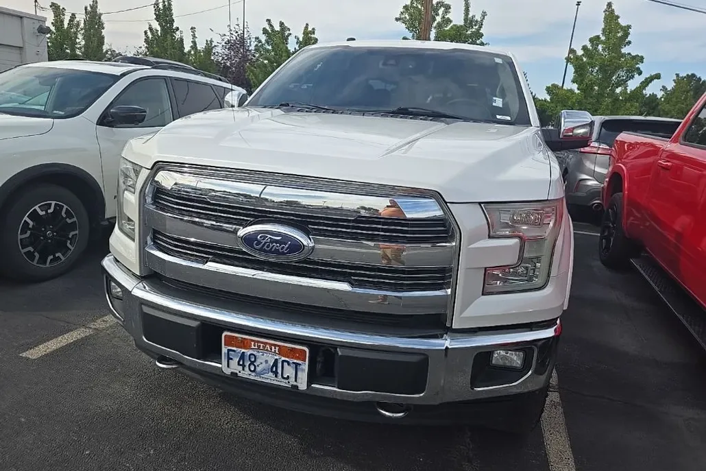 2017 Ford F-150 Lariat photo 1