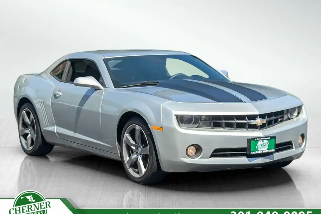 2011 Chevrolet Camaro 2LT photo 1