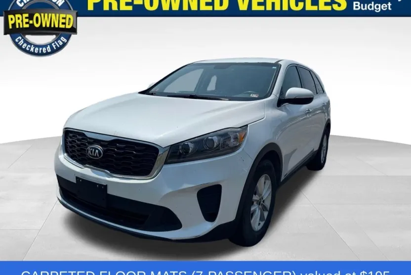 2019 Kia Sorento LX photo 1