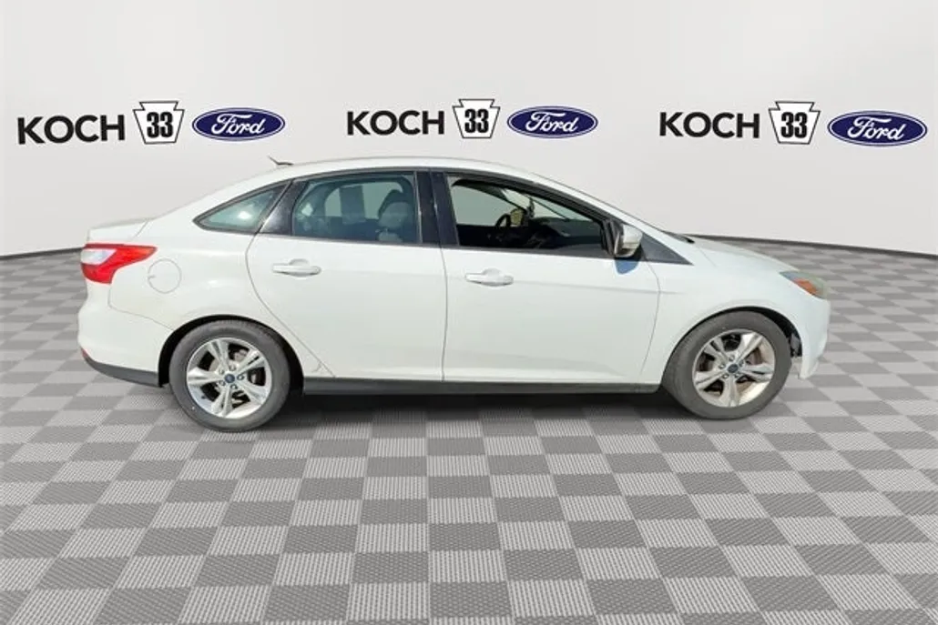 2014 Ford Focus SE photo 1