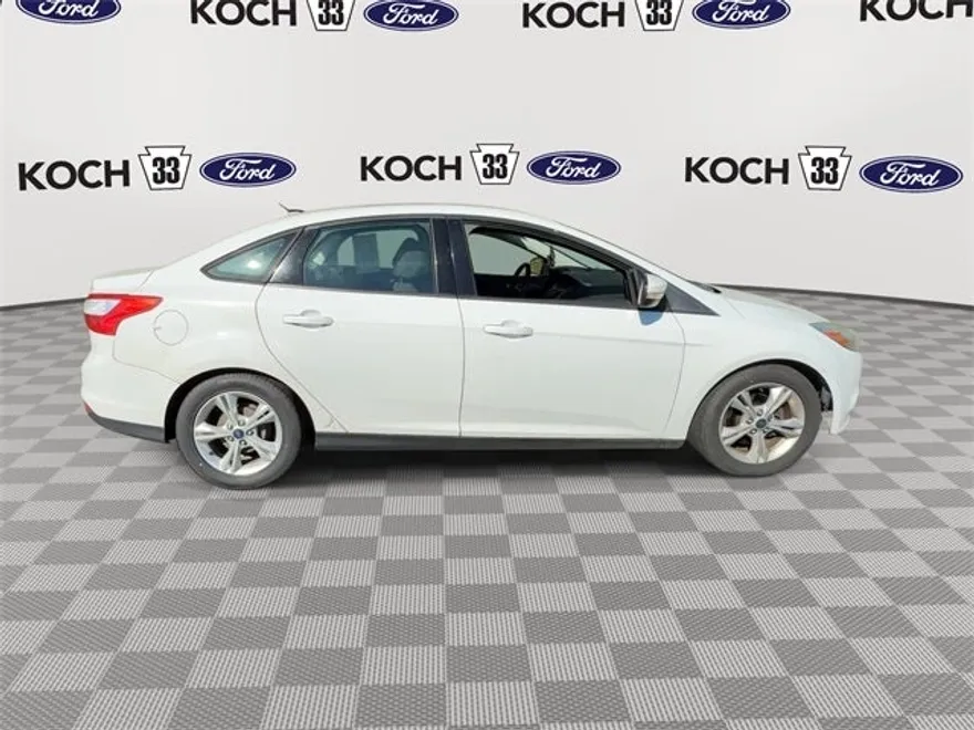 2014 Ford Focus SE photo 1