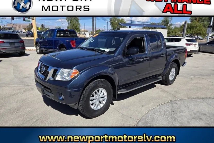 2017 Nissan Frontier SV photo 1