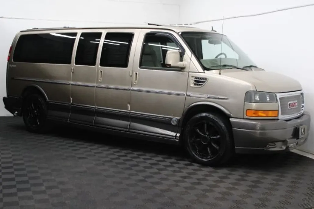 2012 Gmc Savana 2500 photo 1