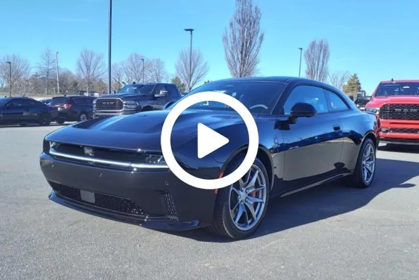 2025 Dodge Charger Scat Pack AWD photo 1
