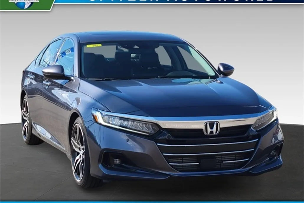 2022 Honda Accord Touring 2.0T photo 1