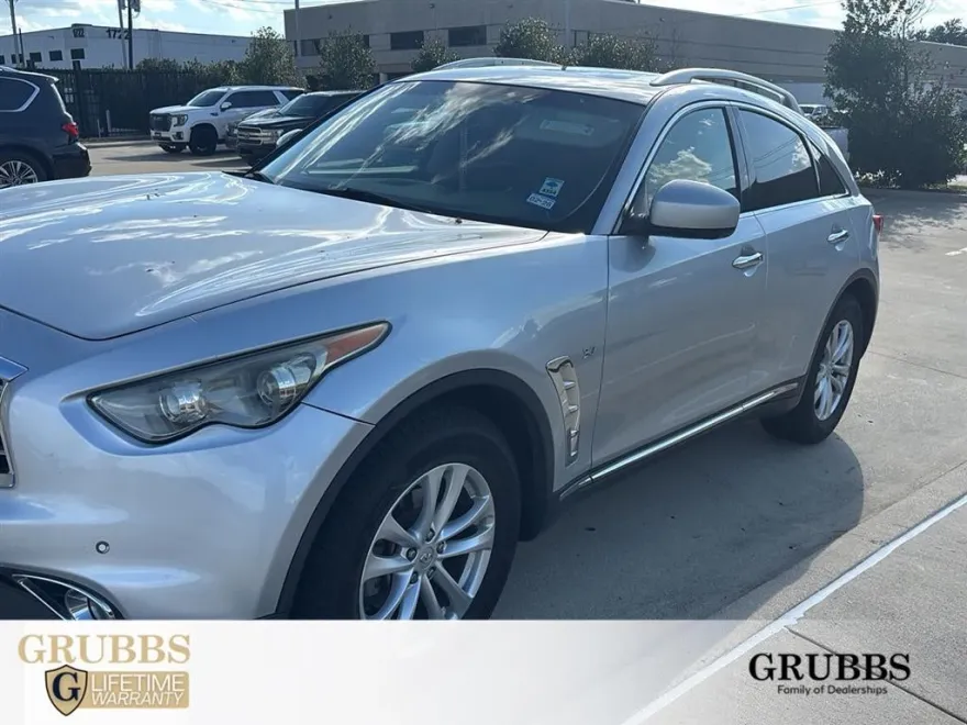 2015 Infiniti QX70 Base photo 1