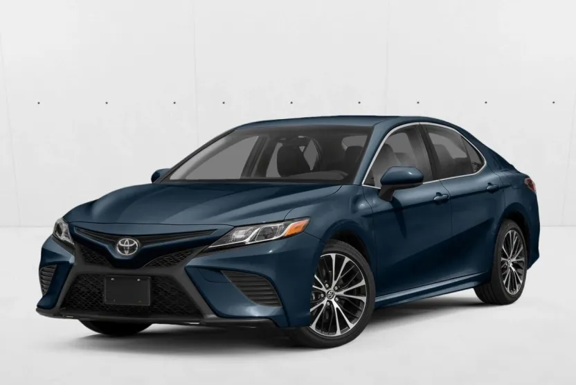 2019 Toyota Camry SE photo 1