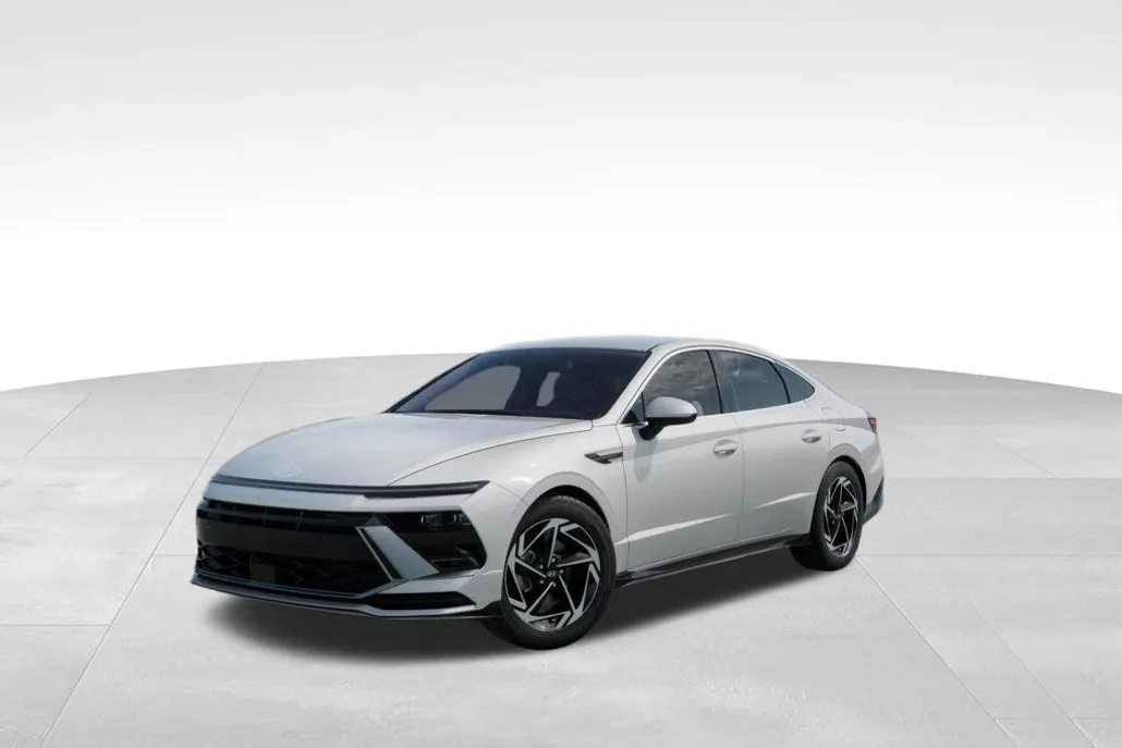 2026 Hyundai Sonata SEL Sport photo 1