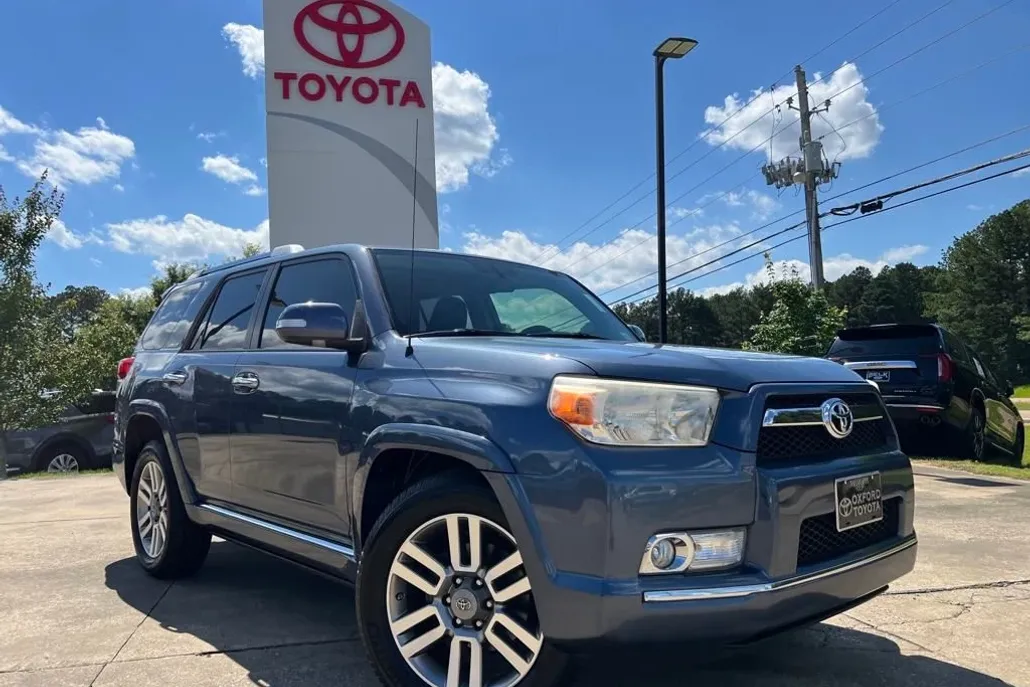 2013 Toyota 4Runner Limited photo 1