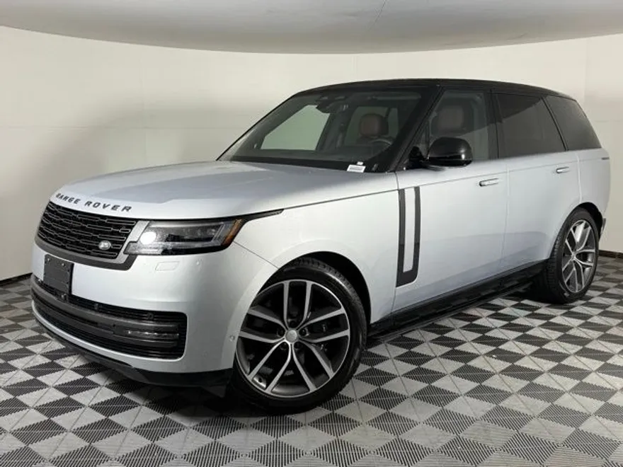 2025 Land Rover Range Rover SE photo 1