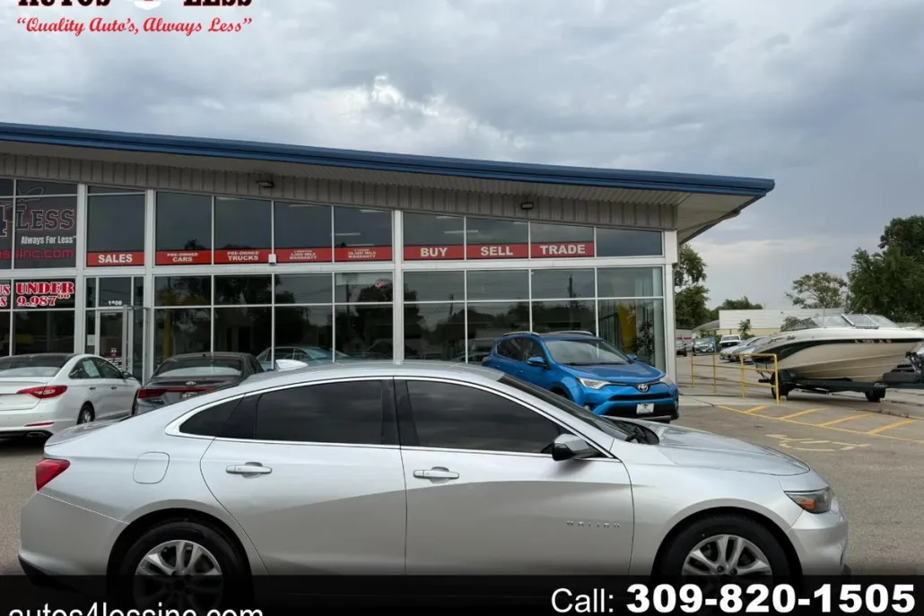 2016 Chevrolet Malibu 1LT photo 1