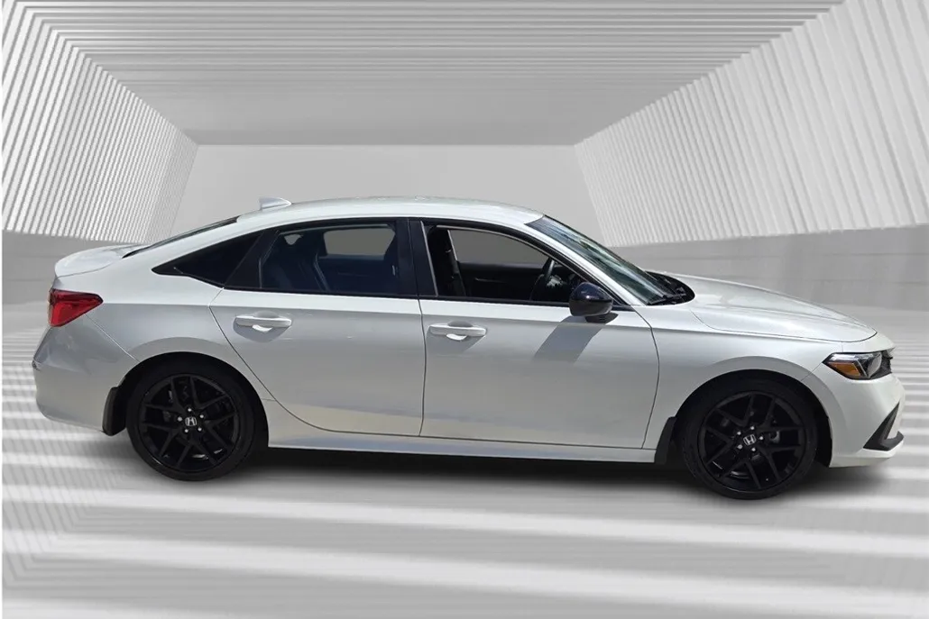 2024 Honda Civic Sport photo 1