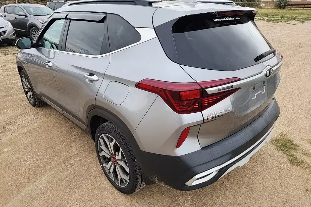 2021 Kia Seltos SX photo 1