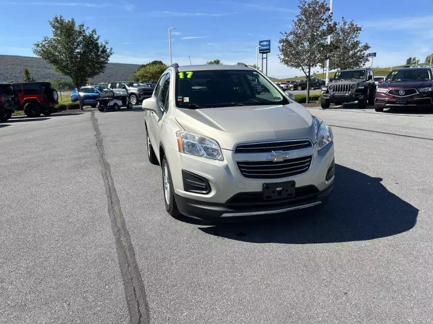 2016 Chevrolet Trax LT photo 1