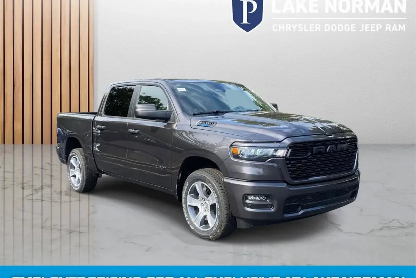 2025 Ram 1500 Tradesman photo 1