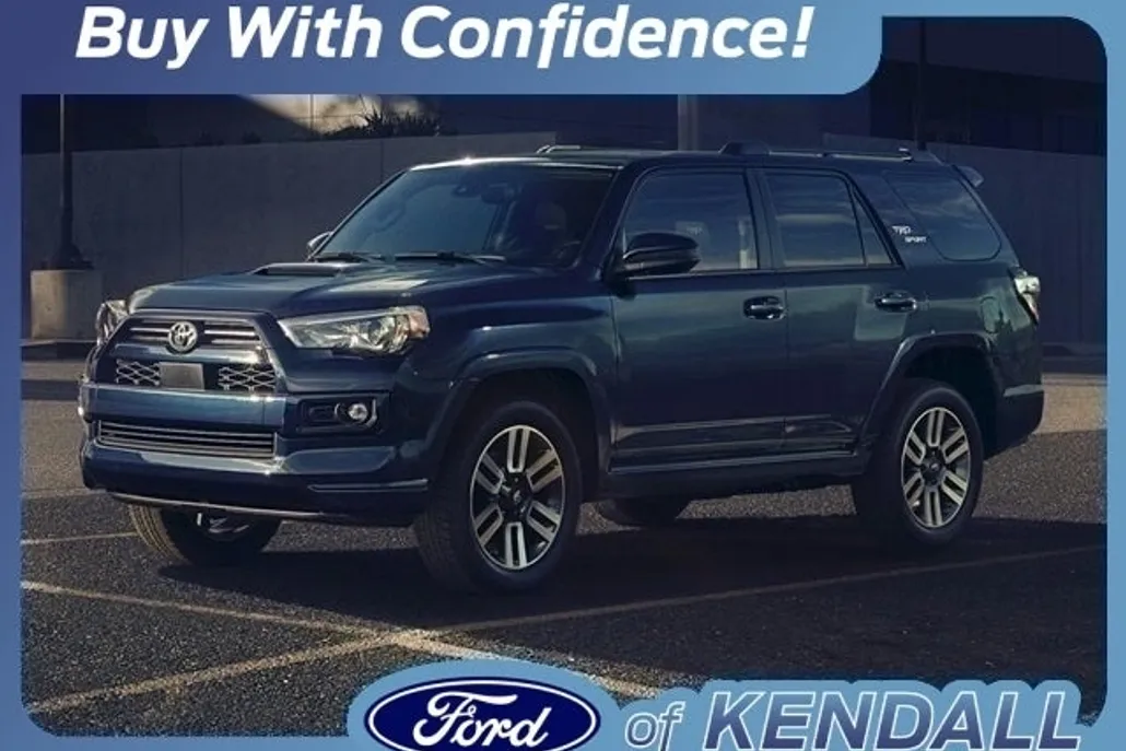 2020 Toyota 4Runner SR5 photo 1
