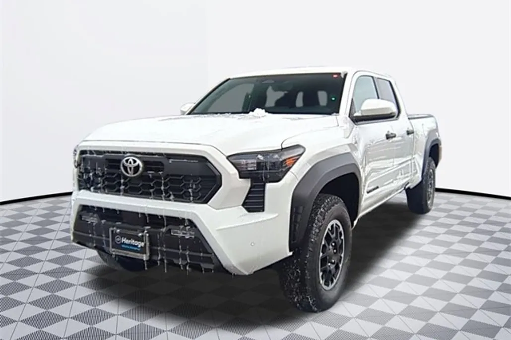2025 Toyota Tacoma TRD Off-Road photo 1