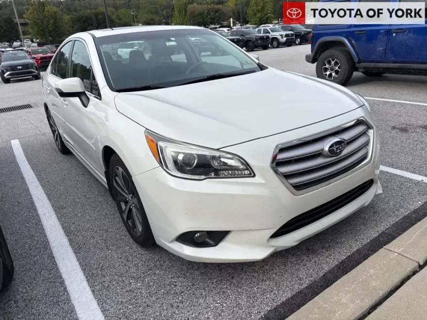2016 Subaru Legacy 2.5i Limited photo 1