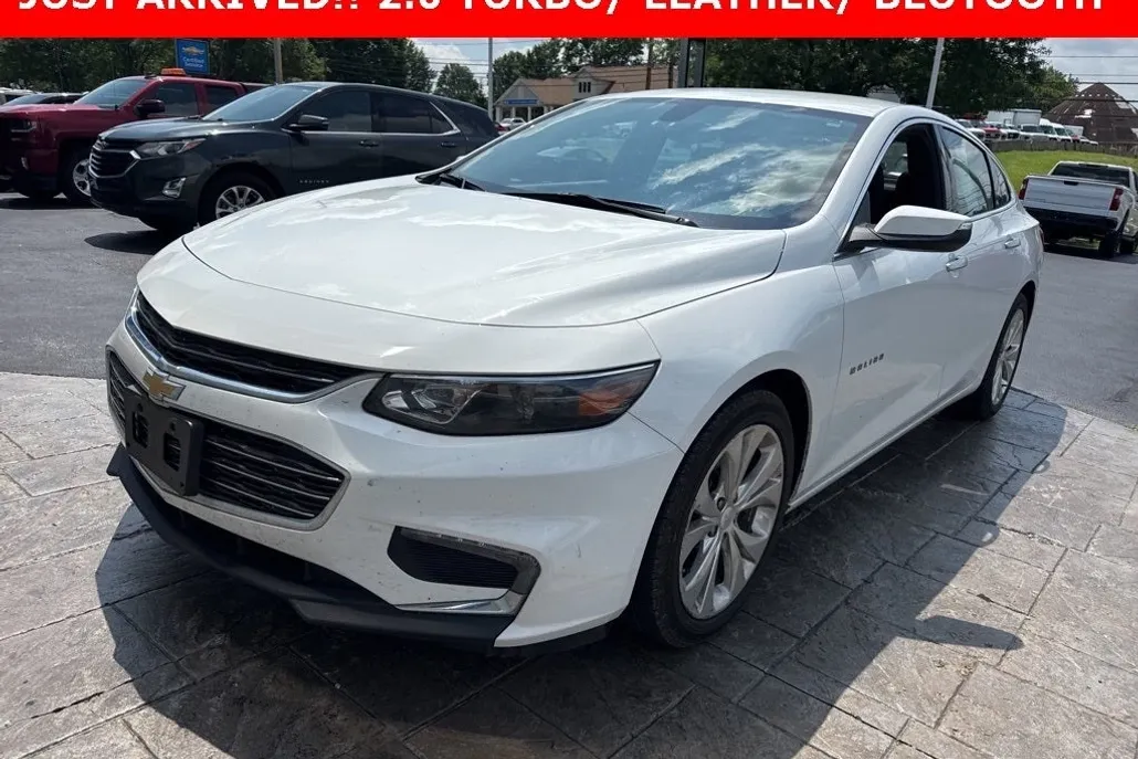 2017 Chevrolet Malibu Premier photo 1