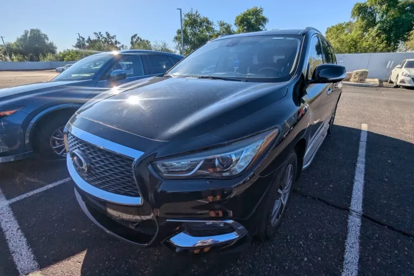 2017 Infiniti QX60 Base photo 1