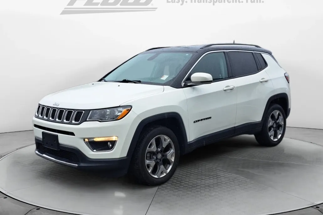 2017 Jeep Compass Limited photo 1