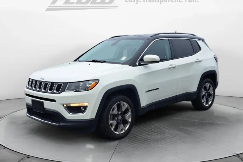 2017 Jeep Compass Limited photo 1