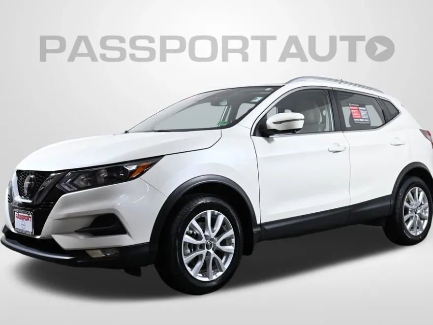2022 Nissan Rogue Sport SV photo 1