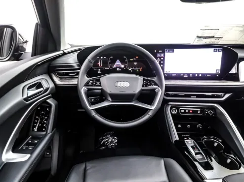 2025 Audi Q5 Premium TFSI photo 4