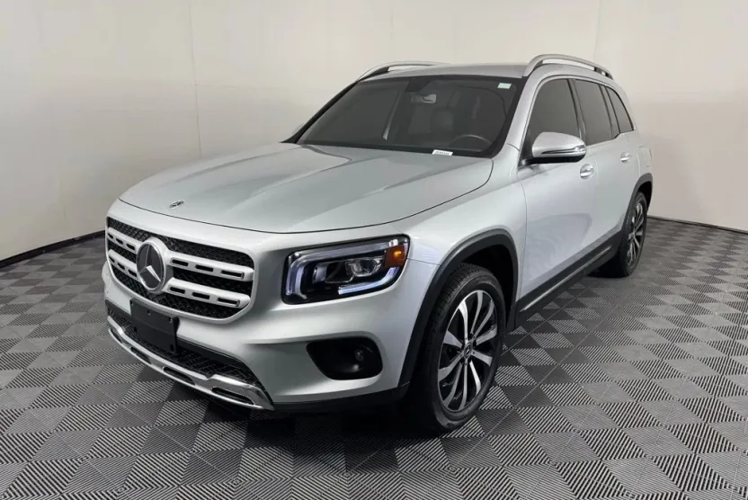 2021 Mercedes Benz GLB 250 photo 1