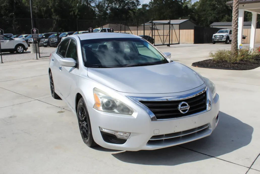 2013 Nissan Altima 2.5 SL photo 1