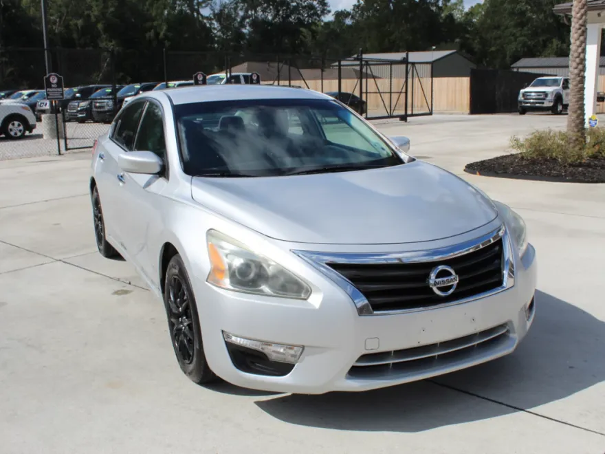 2013 Nissan Altima 2.5 SL photo 1