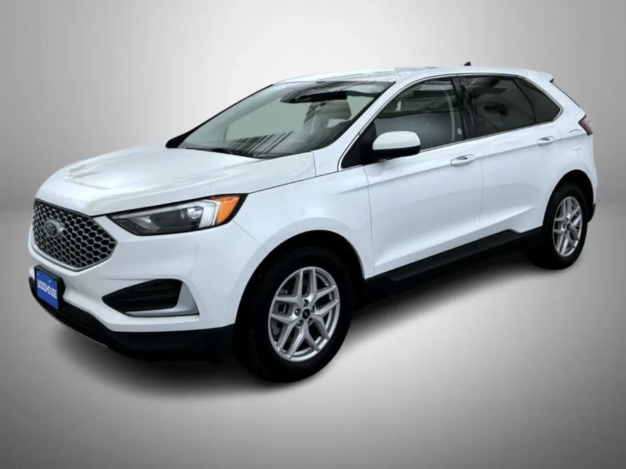 2024 Ford Edge SEL photo 1