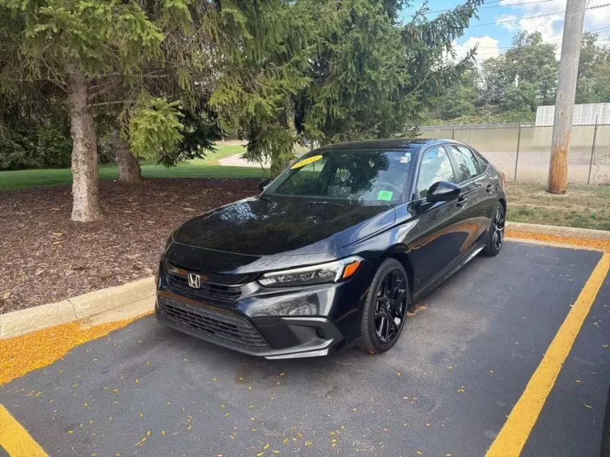 2023 Honda Civic Sport photo 1