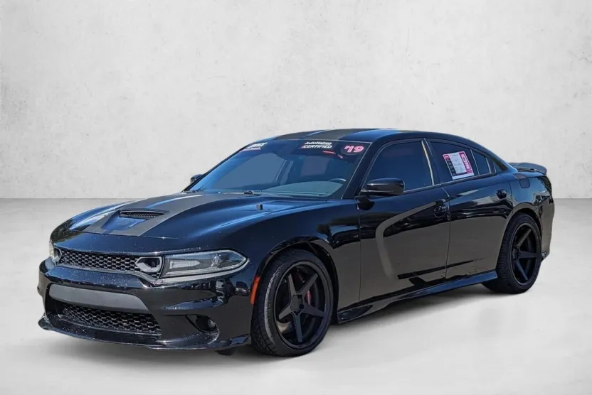 2019 Dodge Charger Scat Pack photo 1