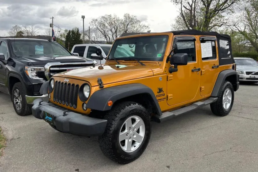 2014 Jeep Wrangler Unlimited Sport photo 1